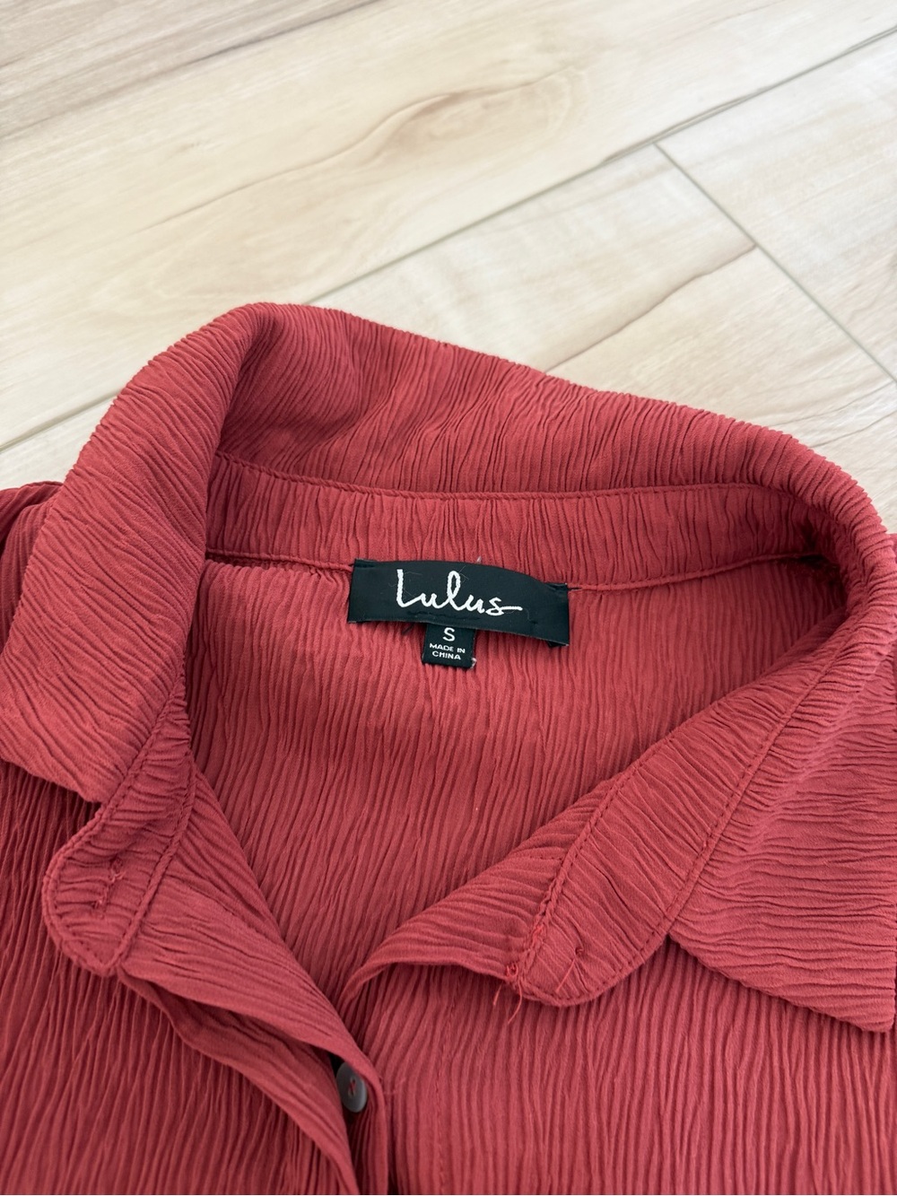 Lulu's Textured Button-Up Shirt - Picture 5 of 10